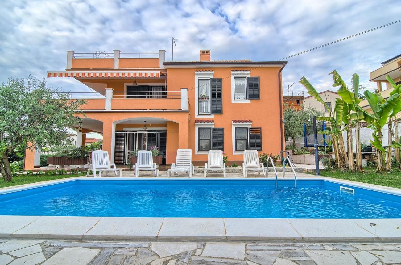 Apartment Bartholomaeus Пула Екстер'єр фото