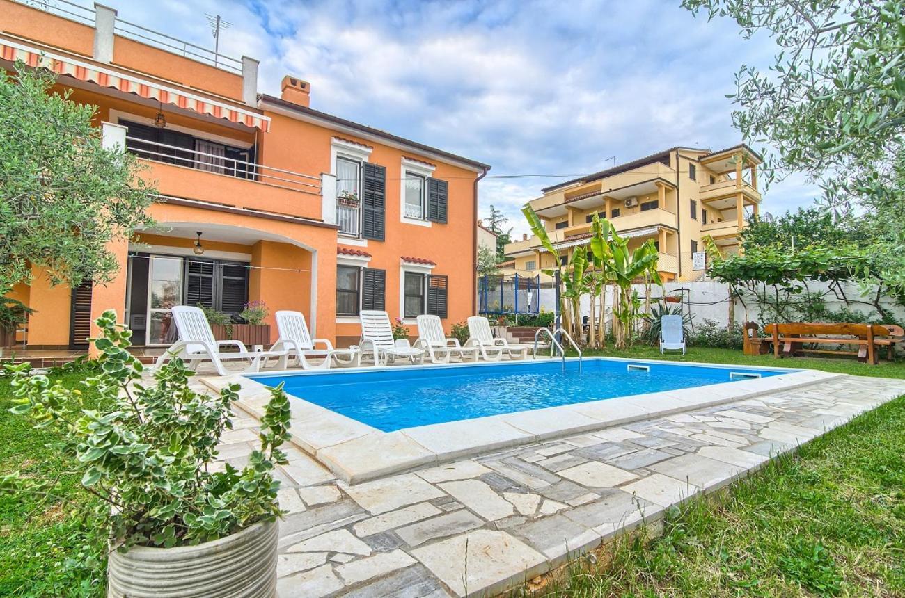 Apartment Bartholomaeus Пула Екстер'єр фото